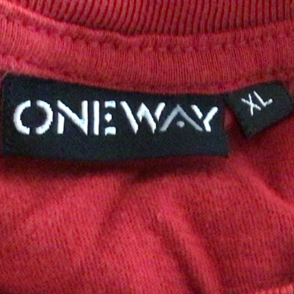 T-shirt - Picture 3 of 3